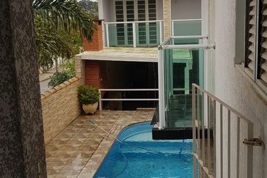 Casa &agrave; venda - NOVA CEREJEIRA