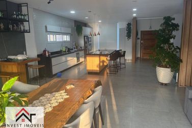 Casa &agrave; venda - 400m&sup2; - Jardim Paulista
