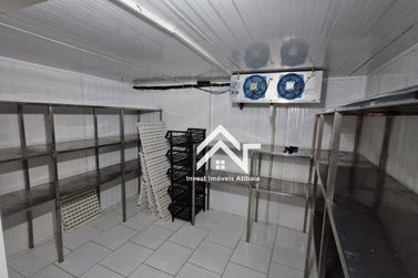 Sal&atilde;o Comercial para alugar - 565m&sup2; - Centro