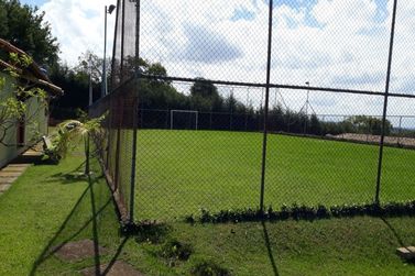 Ch&aacute;cara &agrave; venda - 5000m&sup2; - Campininha