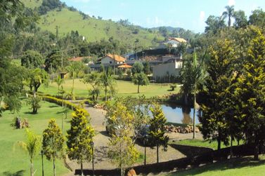S&iacute;tio &agrave; venda - 1800m&sup2; - Cachoeirinha