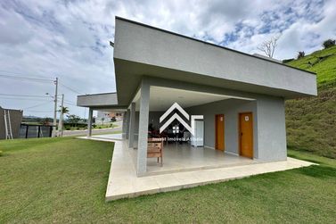 Terreno &agrave; venda - 360m&sup2; - Condom&iacute;nio Alto da Floresta