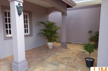 Casa &agrave; venda - 343m&sup2; - Jardim Itaperi