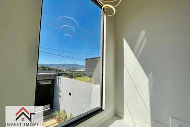 Casa &agrave; venda - 142m&sup2; - Loteamento Vale Das Flores