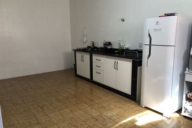 Sobrado &agrave; venda - 150m&sup2; - CENTRO
