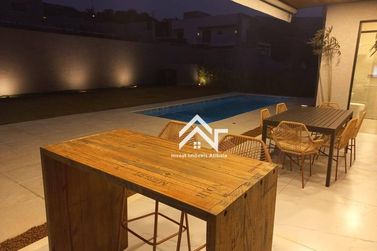 Casa &agrave; venda - 390m&sup2; - Condom&iacute;nio Itapor&atilde;