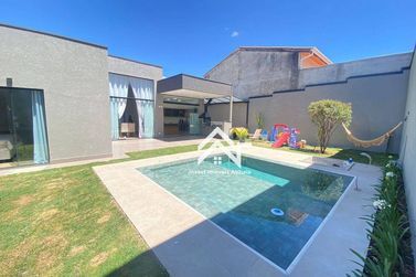 Casa &agrave; venda - 185m&sup2; - Jardim Shangri-L&aacute;