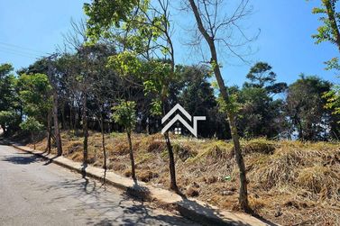 Terreno &agrave; venda - 2854m&sup2; - Jardim Colonial