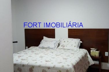 Casa &agrave; venda - 2000m&sup2; - Condom&iacute;nio Clube da Montanha