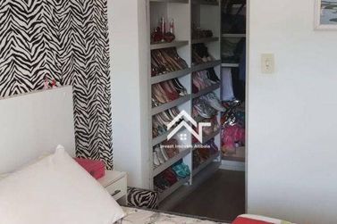 Casa &agrave; venda - 450m&sup2; - Condom&iacute;nio Flamboyant