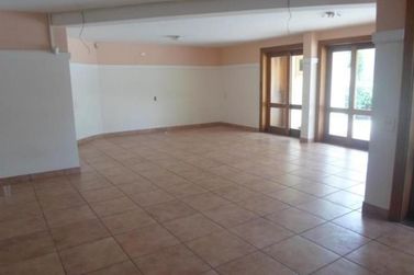 Casa &agrave; venda - 606m&sup2; - NOVA GARD&Ecirc;NIA
