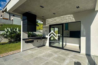 Casa &agrave; venda - 220m&sup2; - Condominio Quintas da Boa Vista