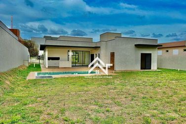 Casa &agrave; venda - 230m&sup2; - Condom&iacute;nio Residencial Shamballa III