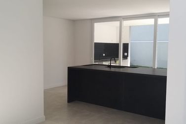 Casa &agrave; venda - 343m&sup2; - JARDIM DONA CARMELA