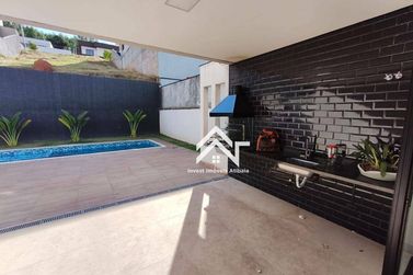 Casa para alugar - 228m&sup2; - Rio Abaixo