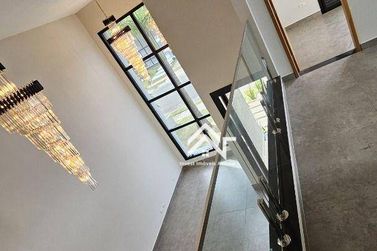 Casa &agrave; venda - 360m&sup2; - Condom&iacute;nio Shambala II