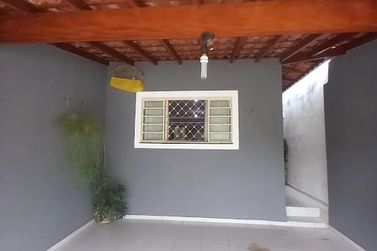 Casa &agrave; venda - 100m&sup2; - Jardim Brogot&aacute;