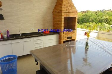 Casa &agrave; venda - 165m&sup2; - ITAPETINGA