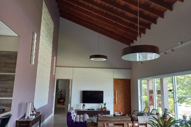 Casa &agrave; venda - CONDOM&Iacute;NIO PARQUE DAS GAR&Ccedil;AS I