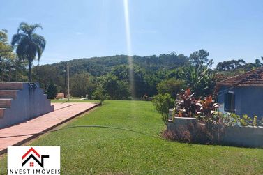 Casa &agrave; venda - 300m&sup2; - Vit&oacute;ria R&eacute;gia
