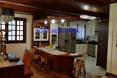 Casa &agrave; venda - 2000m&sup2; - Condom&iacute;nio Clube da Montanha