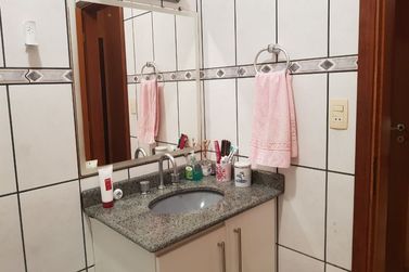 Casa &agrave; venda - 311m&sup2; - Vila Olga
