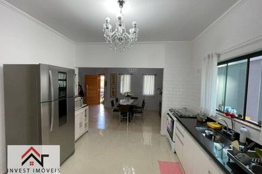 Casa &agrave; venda - 200m&sup2; - Condom&iacute;nio Residencial Pedra Grande