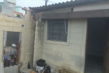 Terreno &agrave; venda - 298m&sup2; - JARDIM IMPERIAL
