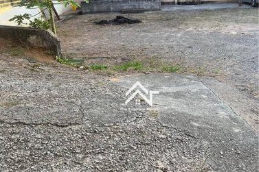 Casa &agrave; venda - 390m&sup2; - Tanque