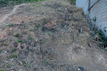 Terreno &agrave; venda - 350m&sup2; - Ch&aacute;cara Parque S&atilde;o Pedro