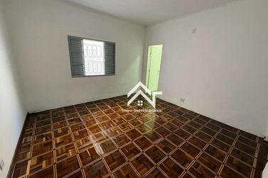 Casa para alugar - 252m&sup2; - Alvin&oacute;polis