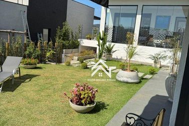 Casa &agrave; venda - 270m&sup2; - Tanque