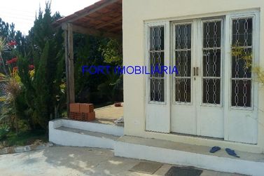 Casa &agrave; venda - 210m&sup2; - CAMPOS DE ATIBAIA