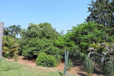 Ch&aacute;cara &agrave; venda - 450m&sup2; - CAETETUBA