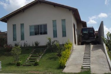 Casa &agrave; venda - 128m&sup2; - Condominio Terras de Atibaia II