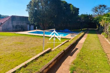 Ch&aacute;cara &agrave; venda - 800m&sup2; - S&iacute;tio Santa F&eacute;