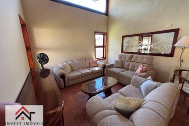 Ch&aacute;cara &agrave; venda - 600m&sup2; - Parque Rio Abaixo