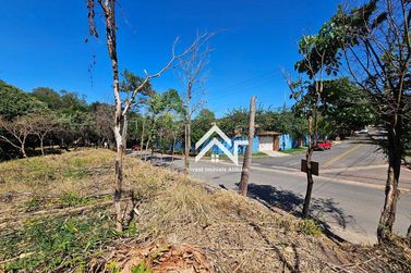 Terreno &agrave; venda - 2854m&sup2; - Jardim Colonial