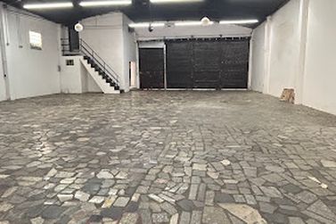 Sal&atilde;o Comercial para alugar - 658m&sup2; - Jardim Alvin&oacute;polis