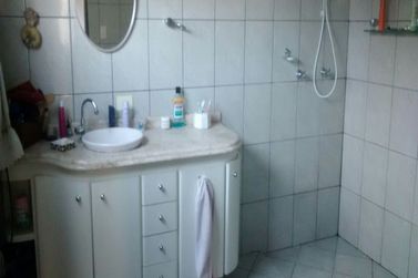 Casa &agrave; venda - 300m&sup2; - Jardim Maristela