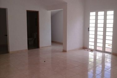 Ch&aacute;cara &agrave; venda - 12700m&sup2; - Tanque