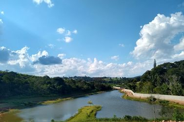Terreno &agrave; venda - 300m&sup2; - LARANJA AZEDA