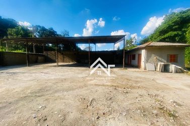 Sal&atilde;o Comercial para alugar - 800m&sup2; - Port&atilde;o