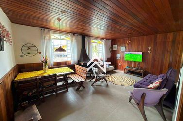 Casa para alugar - 183m&sup2; - Marinas