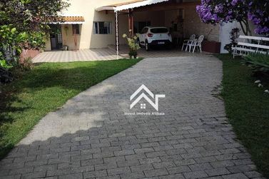 Casa &agrave; venda - 256m&sup2; - Jardim do Lago
