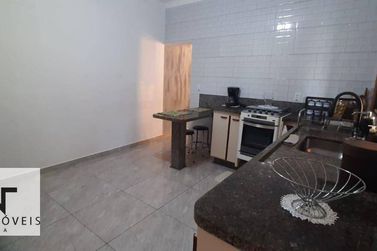 Ch&aacute;cara &agrave; venda - 700m&sup2; - Terra Preta
