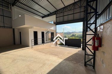 Sal&atilde;o Comercial para alugar - 250m&sup2; - Atibaia Belvedere