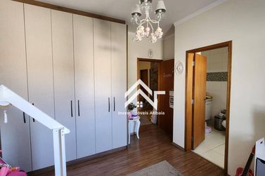 Casa &agrave; venda - 257m&sup2; - Residencial Fazenda Serrinha