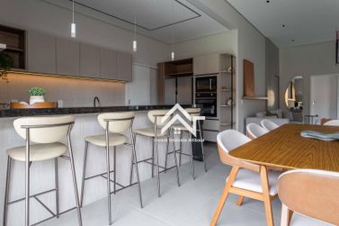 Casa &agrave; venda - 204m&sup2; - Vila Santista
