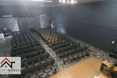 Sal&atilde;o Comercial &agrave; venda - 390m&sup2; - Centro